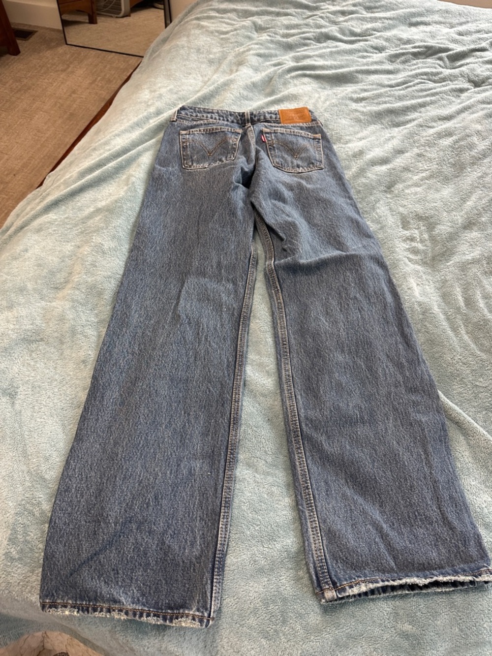 Jeans - Picture 2 of 3